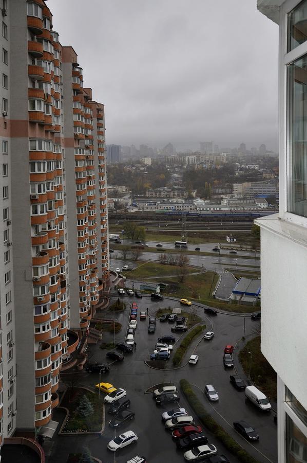 Квартиры По Улице Феодосийская, 1-А Kiev Luaran gambar